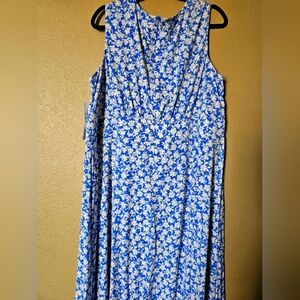 Floral Blue and White Women's Dress 20W